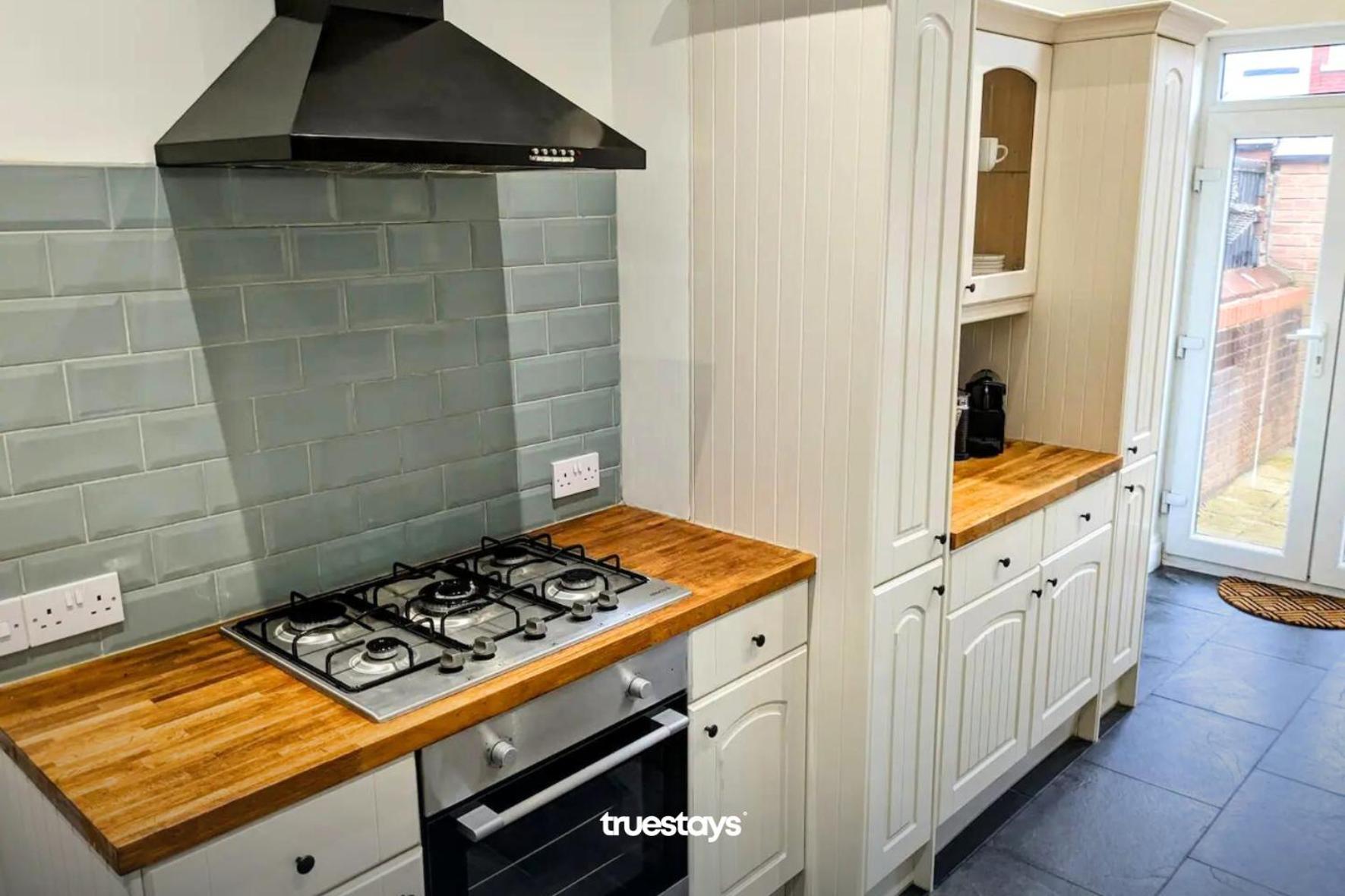 Crawford House - Stunning 2 Bedroom House In Манчестер Екстер'єр фото